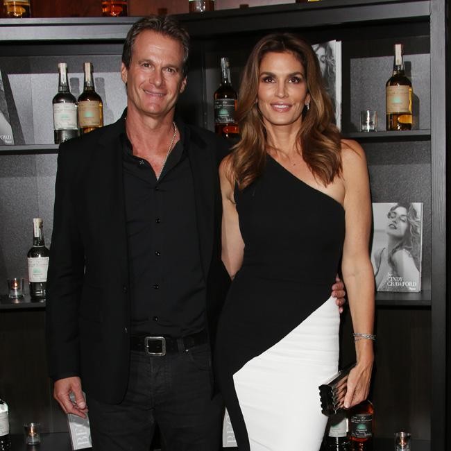 Cindy Crawford is an incredible w photo