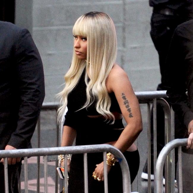 Nicki Minaj Goes Blonde For Film Premiere